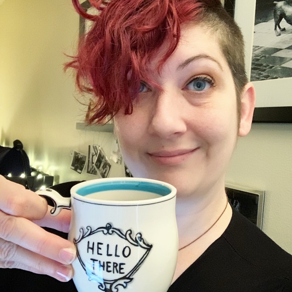 Meet your Posher, Tessa - Picture 1 of 1